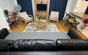 Apartment With Parking In The Center - 500M From Hlavni Nadrazi